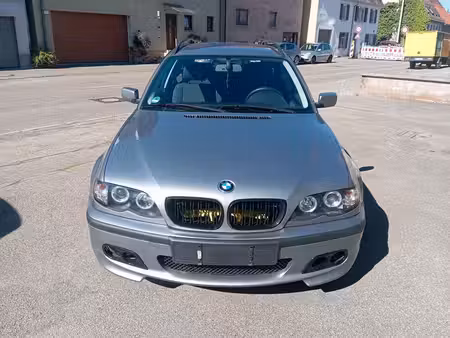 BMW Série 3 318i 143