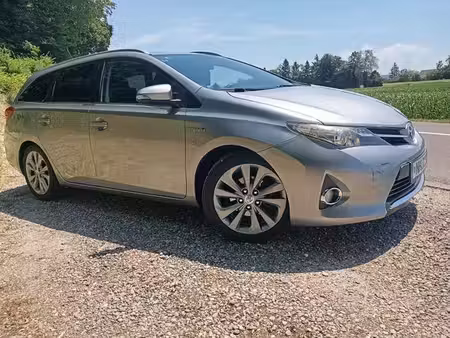 Toyota Auris 1.8 99 Active