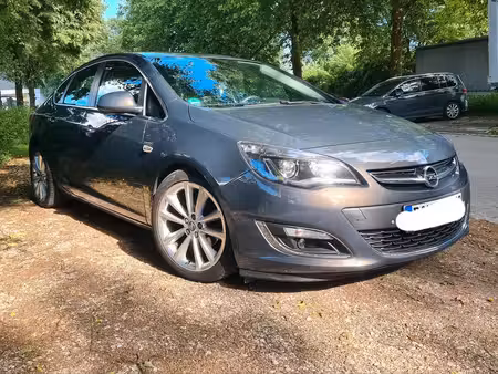 Opel Astra 1.4 140 Cosmo