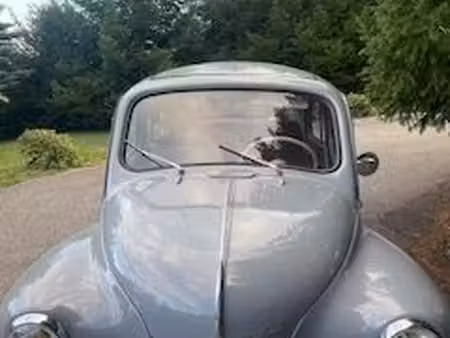 Renault 4CV 