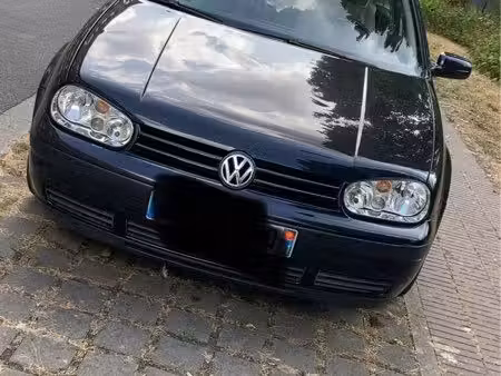 Volkswagen Golf 1.9 TDI 110