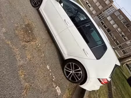 Volkswagen Golf GTE 1.4 TDI 150