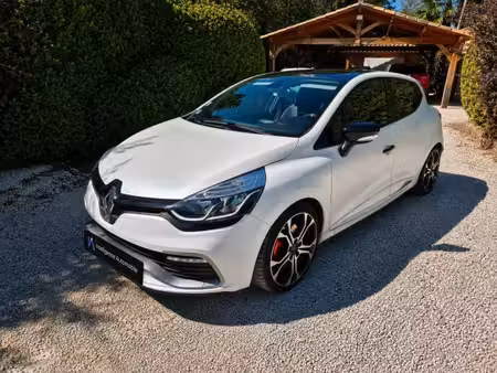 Renault Clio RS Trophy 1.6 T 220