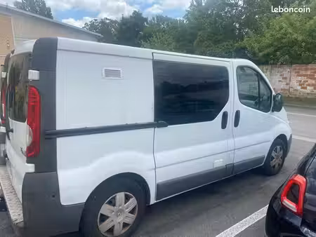 Renault Trafic 2.0 dCi 90