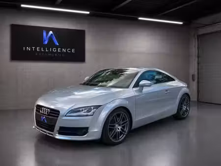 Audi TT 2.0 TFSI 200 S line