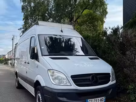 Mercedes-Benz Sprinter 313 2.1 129