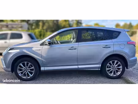 Toyota RAV4 2.5 155 Silver Edition