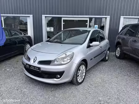 Renault Clio 2.0 140 Dynamique