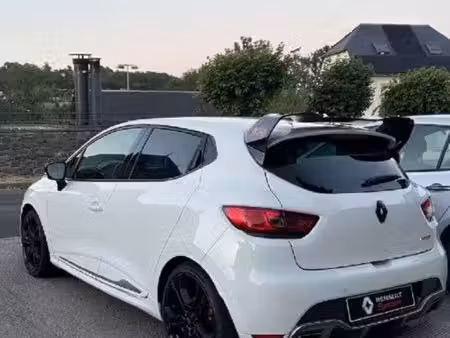 Renault Clio RS 1.6 T 200