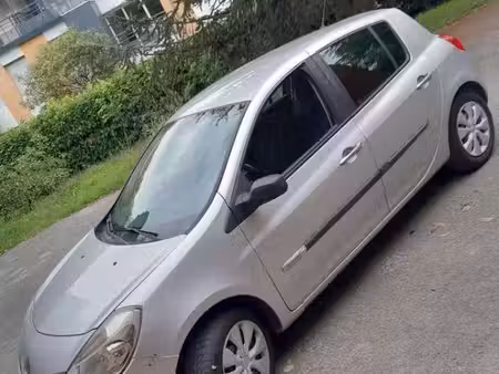 Renault Clio 1.2 75