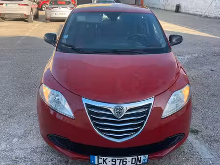 Lancia Ypsilon 1.2 95