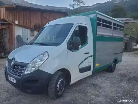 Renault Master 2.3 dCi 145