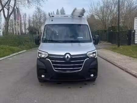Renault Master 2.3 dCi 180