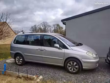 Citroën C8 