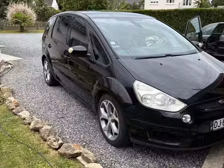 Ford S-Max 2.0 TDCi 140 Titanium S
