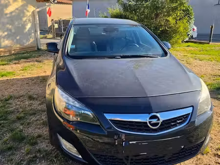 Opel Astra 1.7 CDTI 130