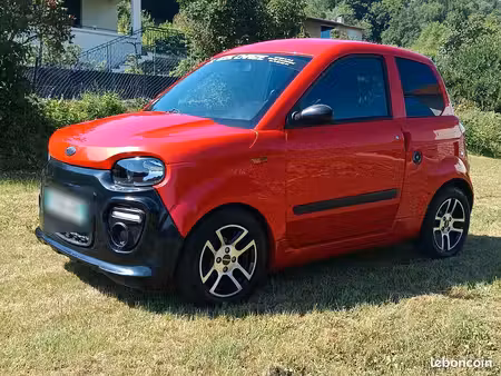 Microcar MGO 