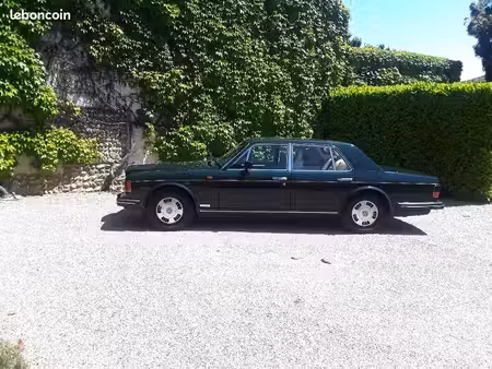 Bentley Brooklands V8 6.75