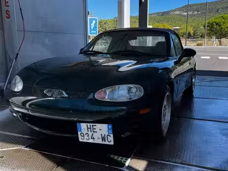 Mazda MX5 1.6 110