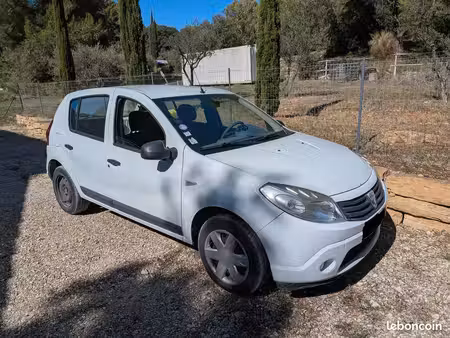 Dacia Sandero 75