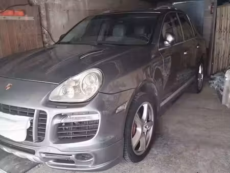 Porsche Cayenne Turbo V8 4.5 450 4x4