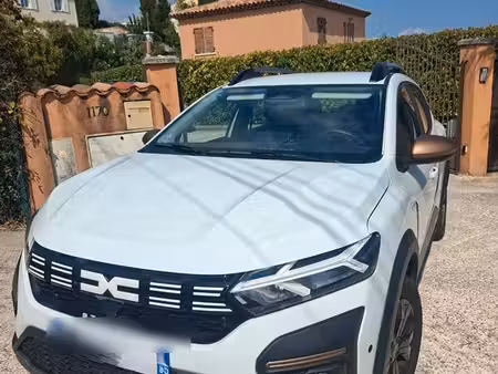 Dacia Sandero 1.0 100