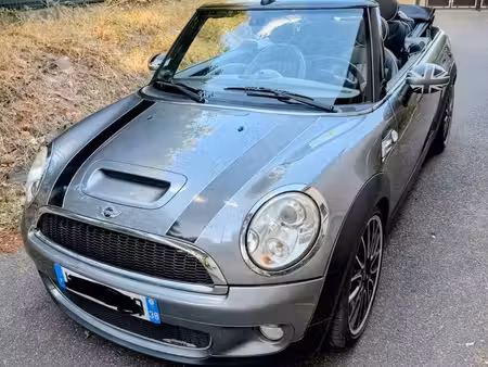 Mini Cabrio John Cooper Works 1.6 211