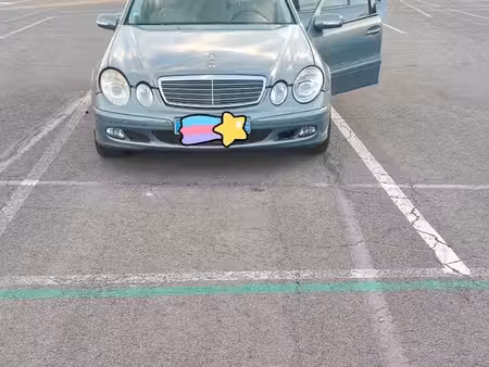 Mercedes-Benz Classe E E 200