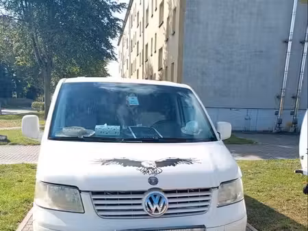 Volkswagen Transporter T5 1.9 TDI 102