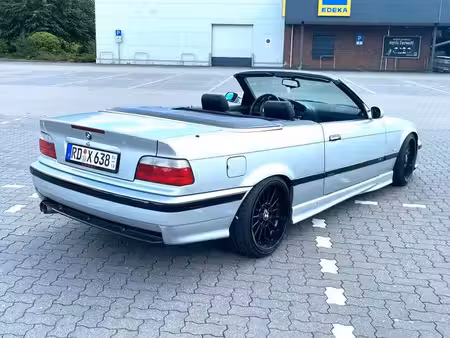 BMW Série 3 328i 192
