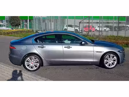 Jaguar XE P250 2.0 250 R Dynamic S