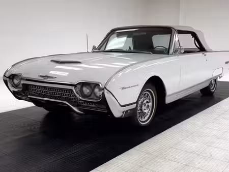 Ford Thunderbird