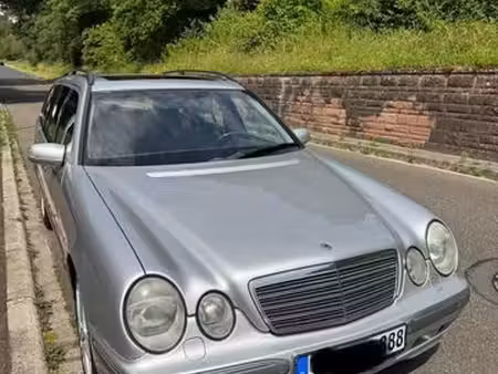 Mercedes-Benz Classe E E 320 Classic