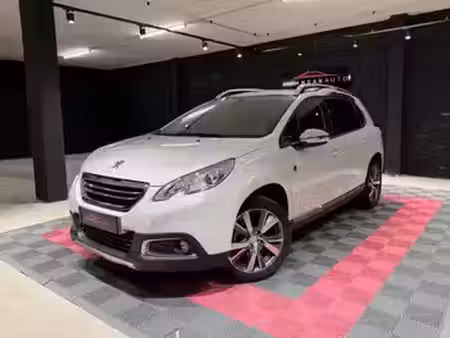 Peugeot 2008 1.2 PureTech 130 Allure