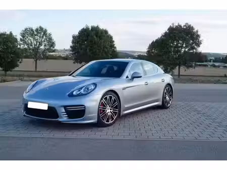 Porsche Panamera Turbo V8 4.8