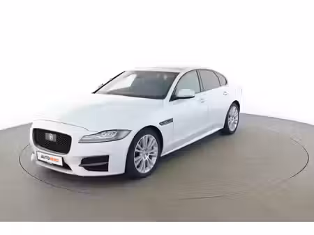 Jaguar XF D300 V6 3.0 300
