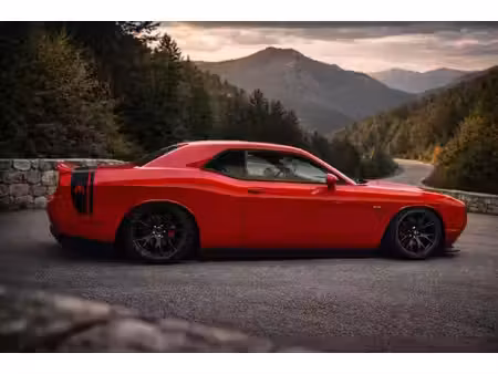 Dodge Challenger SXT Plus