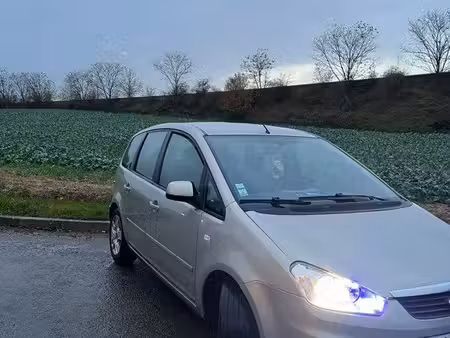 Ford C-max 1.6 TDCi 90 SE