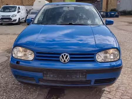 Volkswagen Golf 1.4 75
