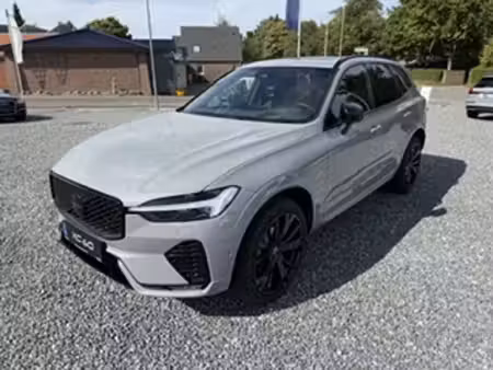 Volvo XC60 T6 2.0 253 Black Edition 4x4