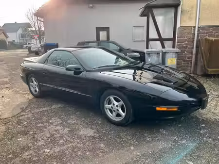 Pontiac Firebird V6 3.8 196