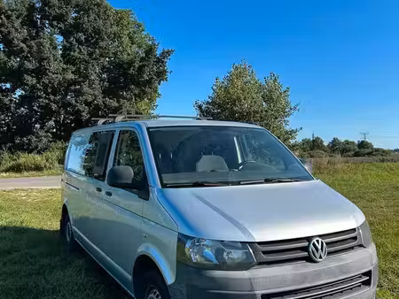 Volkswagen Transporter T5 TDI 102