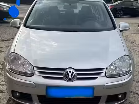 Volkswagen Golf 1.9 TDI 105
