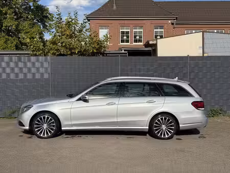 Mercedes-Benz Classe E E 220 2.1 170 Elegance