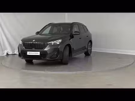 BMW iX1 