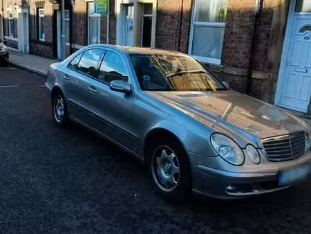 Mercedes-Benz Classe E E 220 2.1 150