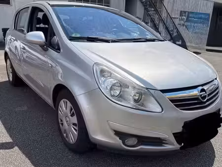 Opel Corsa 1.2 80