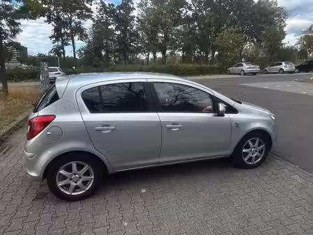 Opel Corsa 1.4 87