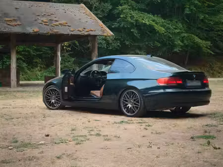 BMW Série 3 330i 3.0 272