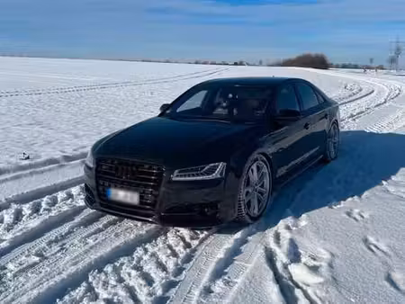 Audi A8 S8 Plus V8 4.0 605 quattro